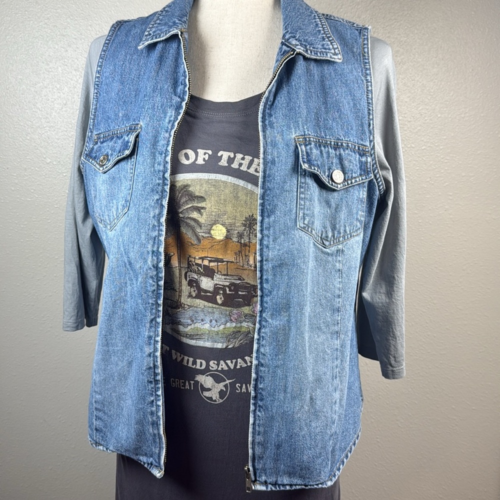 VTG Limited Denim Vest Women M Full Zip Lightweight Snap Pockets Hong Kong 90s - Picture 4 of 16
